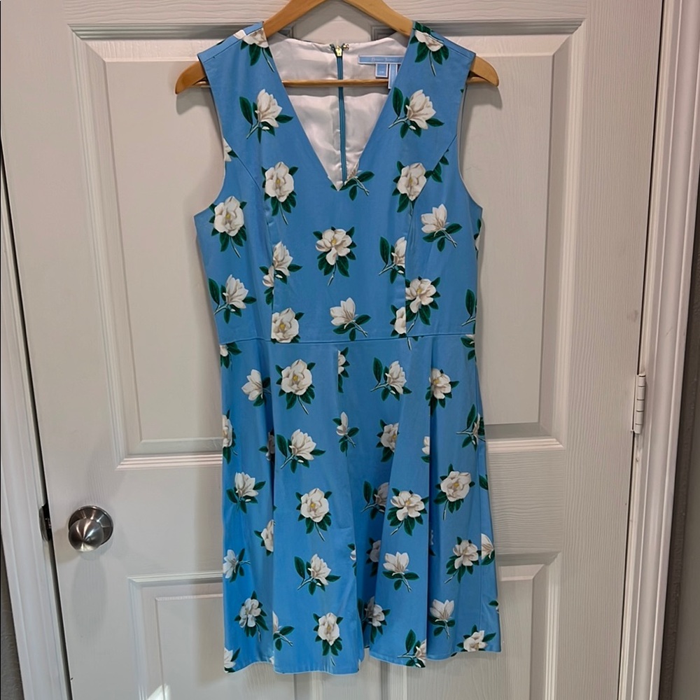 Draper James Blue and White V-Neck A-Line Magnolia Dress